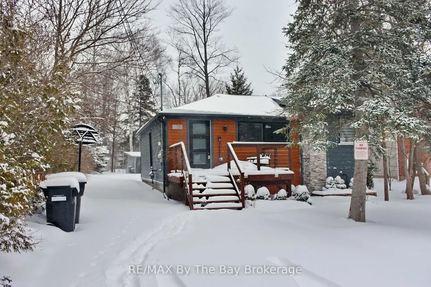 15 61St Street photo 3