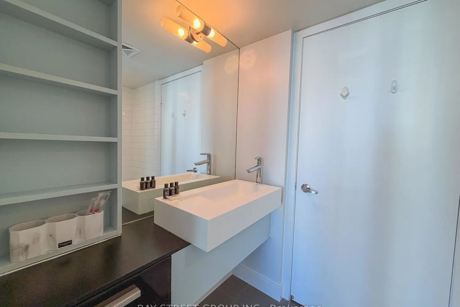 Additional image 9 of 38 Dan Leckie Way 2807