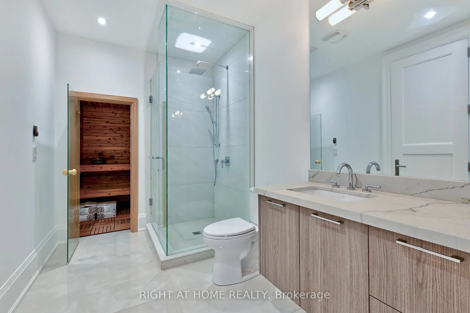 Additional image 17 of 27 Hurlingham Crescent