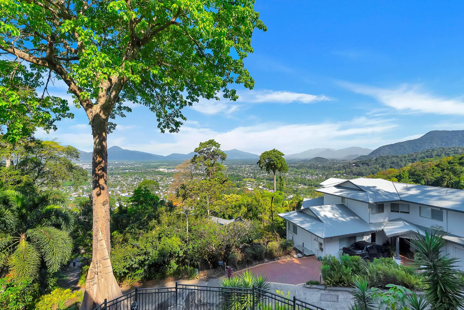 Additional image 27 of 11 Oceanview Place, Mooroobool QLD 4870