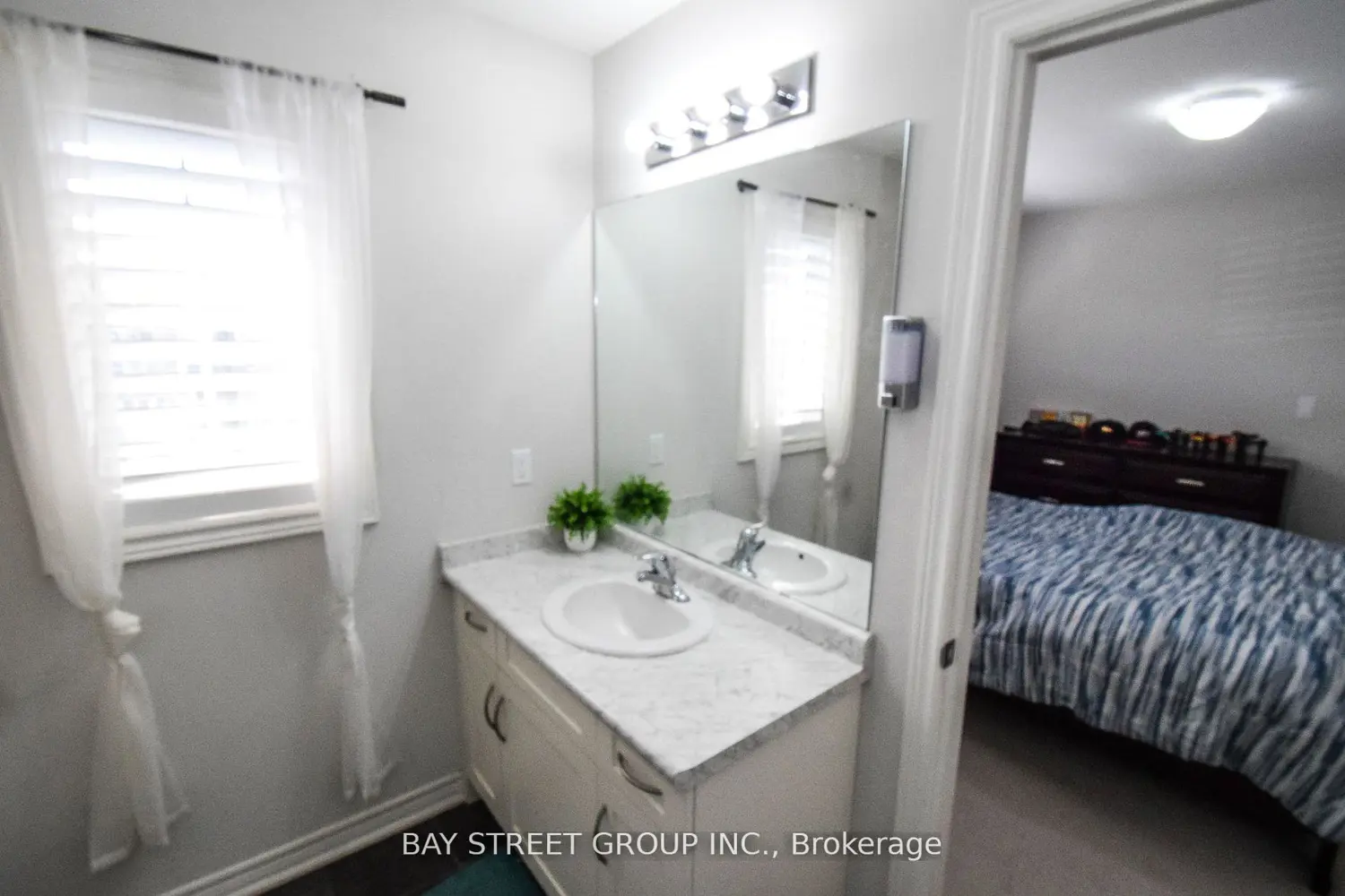 Additional image 19 of 490 Silverwood Avenue