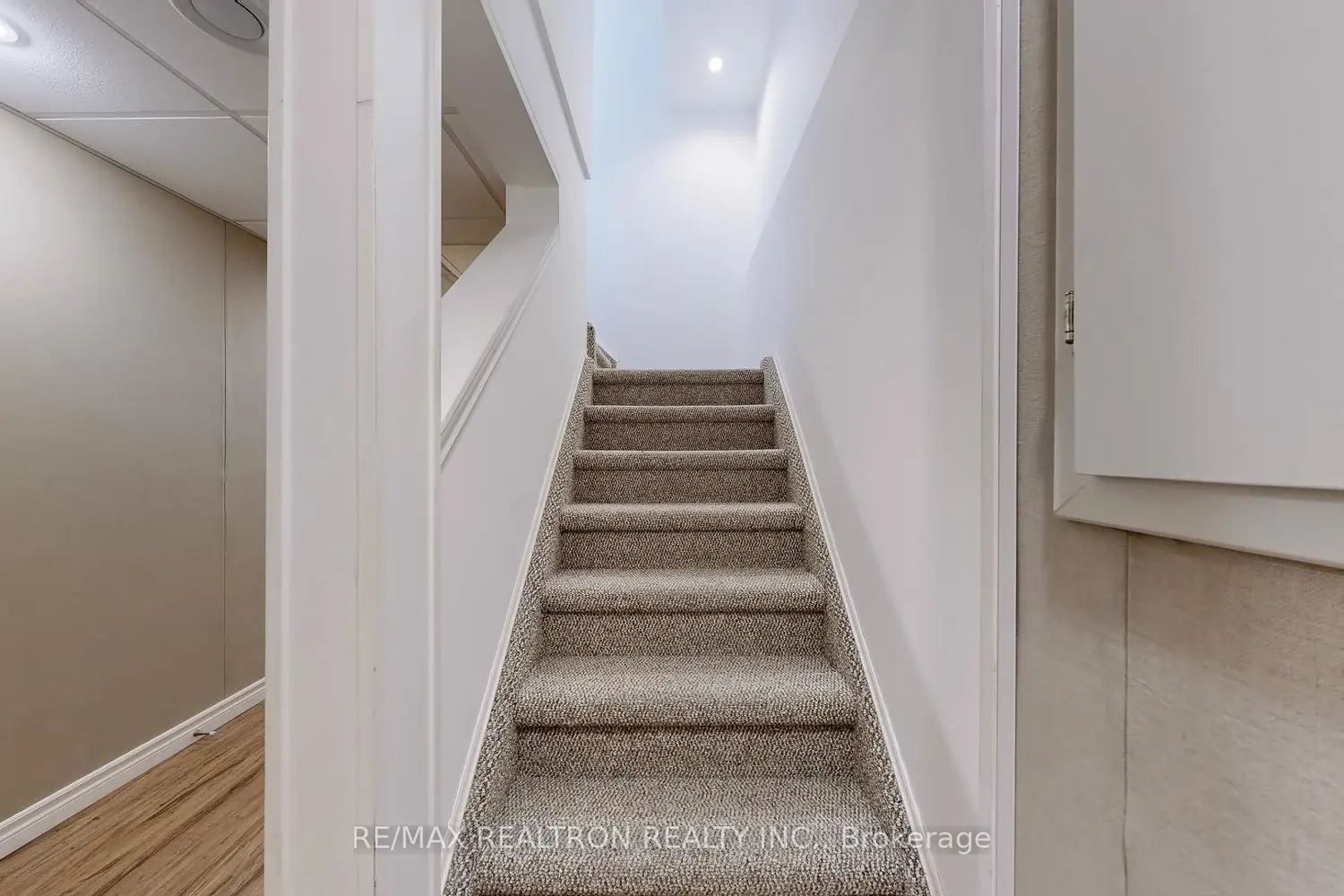 Additional image 16 of 9 Cranston Manor Court