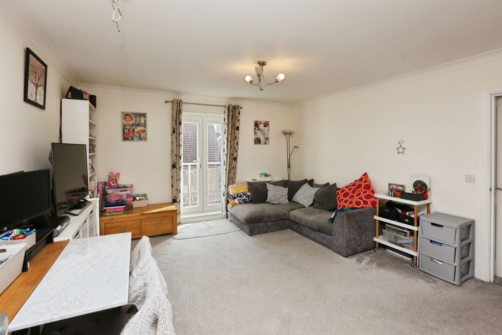 Additional image 3 of 2 bed flat for saleMescott Meadows, Hedge End, Southampton SO30