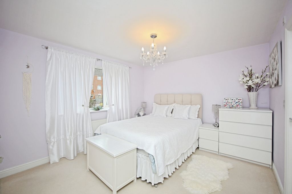 Additional image 4 of 4 bed end terrace house for saleElm Drive, Birmingham B31