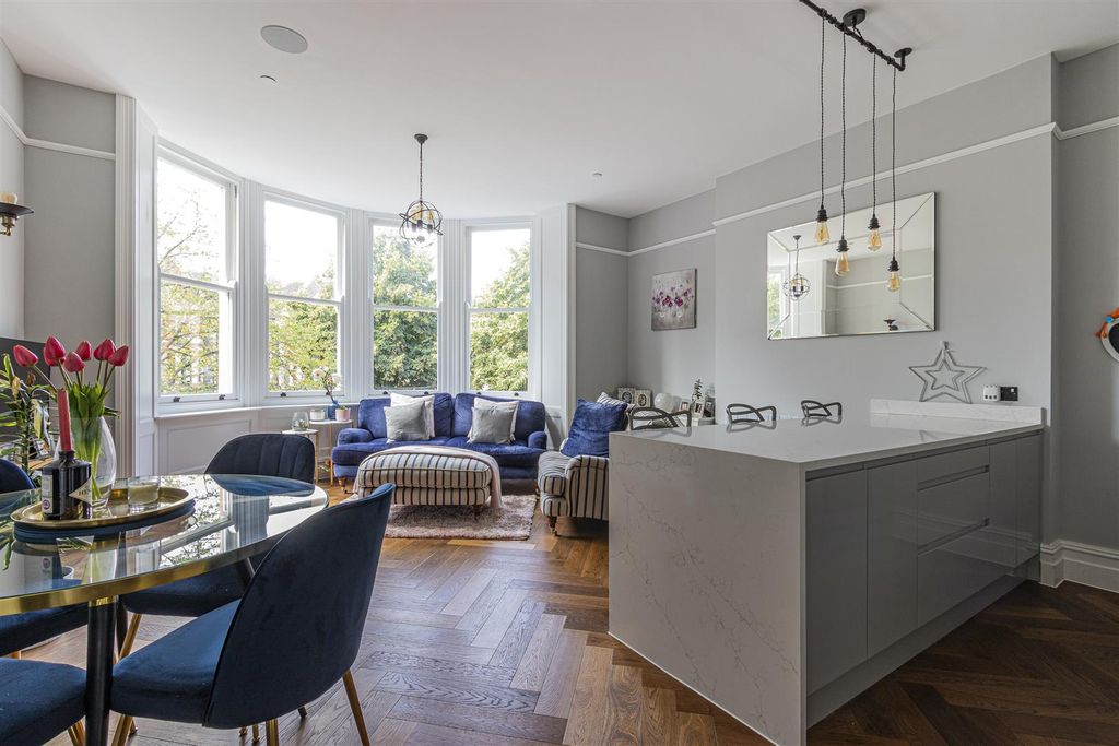 Additional image 4 of 2 bed flat for saleKestral Mews, Cathedral Road, Pontcanna CF11