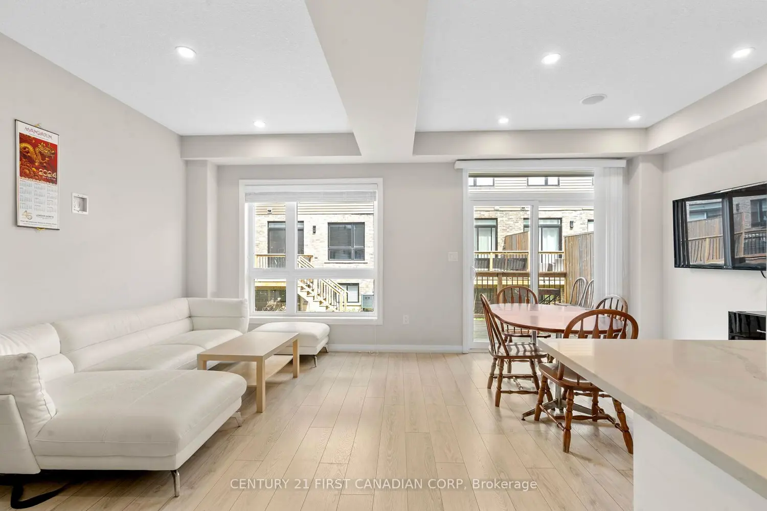 Additional image 4 of 811 Sarnia Road 56