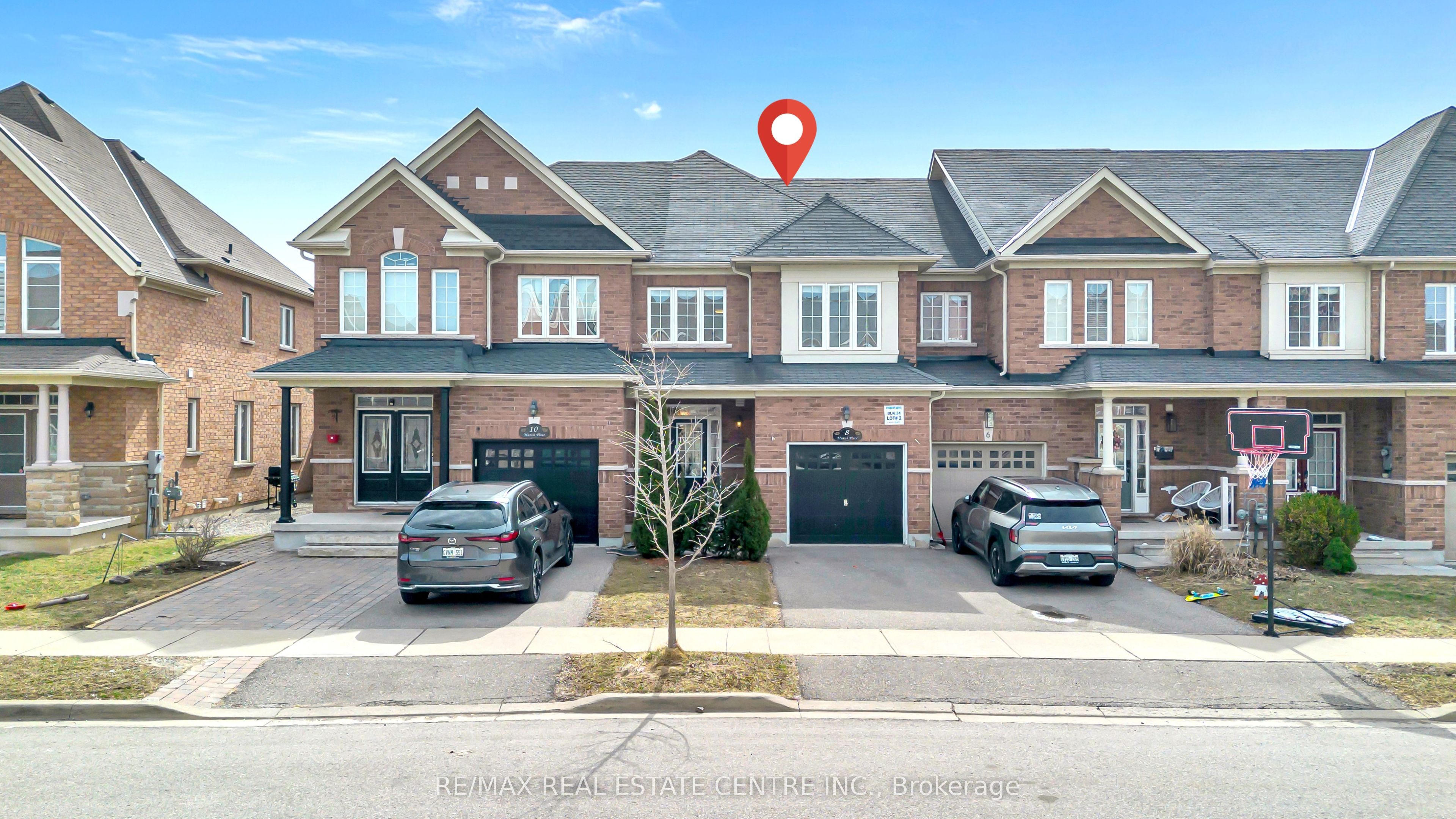 8 Munch Place, Milton, ON, L9T 8K6