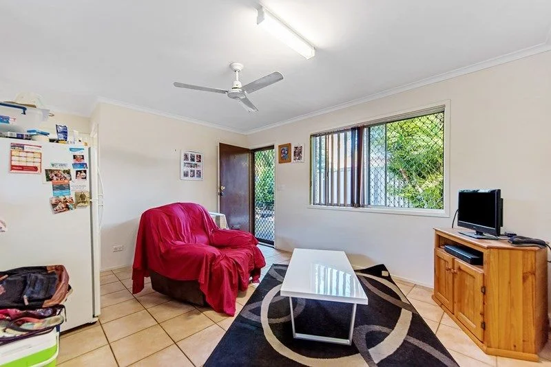 Additional image 11 of 17 - 19 BACK STREET, Biggera Waters QLD 4216