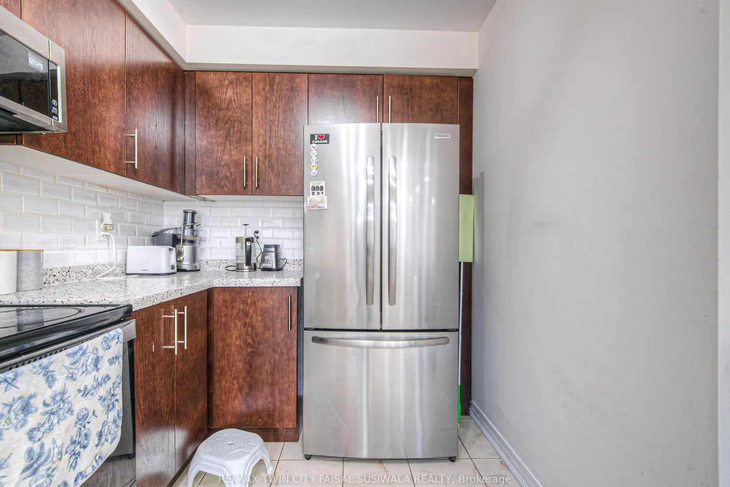 Additional image 7 of 755 Linden Drive 57