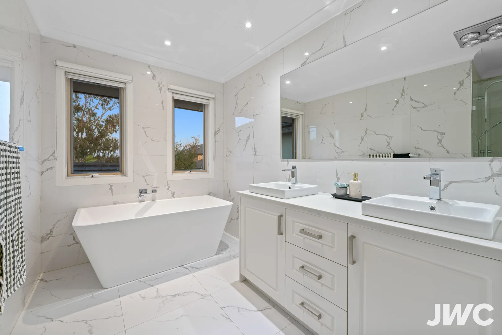 Additional image 24 of 2 Quarterdeck Road, Sandhurst VIC 3977