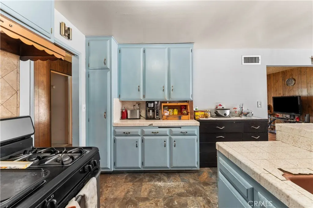 Additional image 51 of 13525 Simshaw Ave, Sylmar, CA 91342