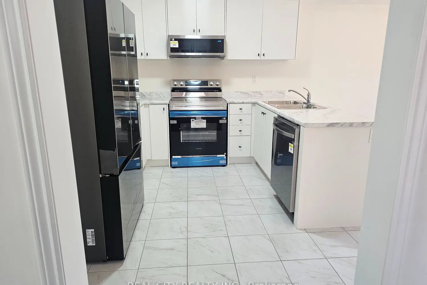 Additional image 11 of 5 Heather Fullerton Road