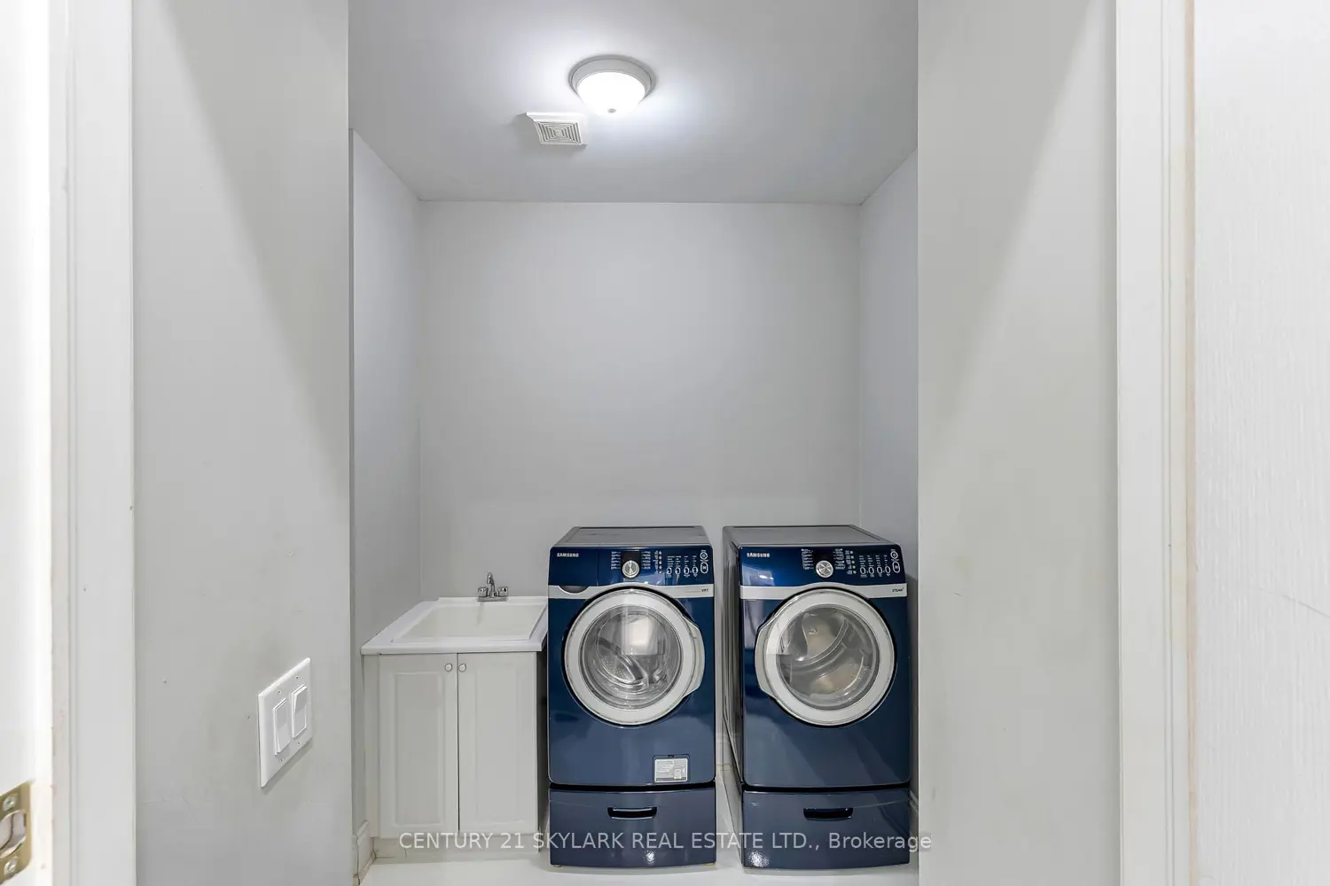 Additional image 15 of 7 Yellow Avens Boulevard