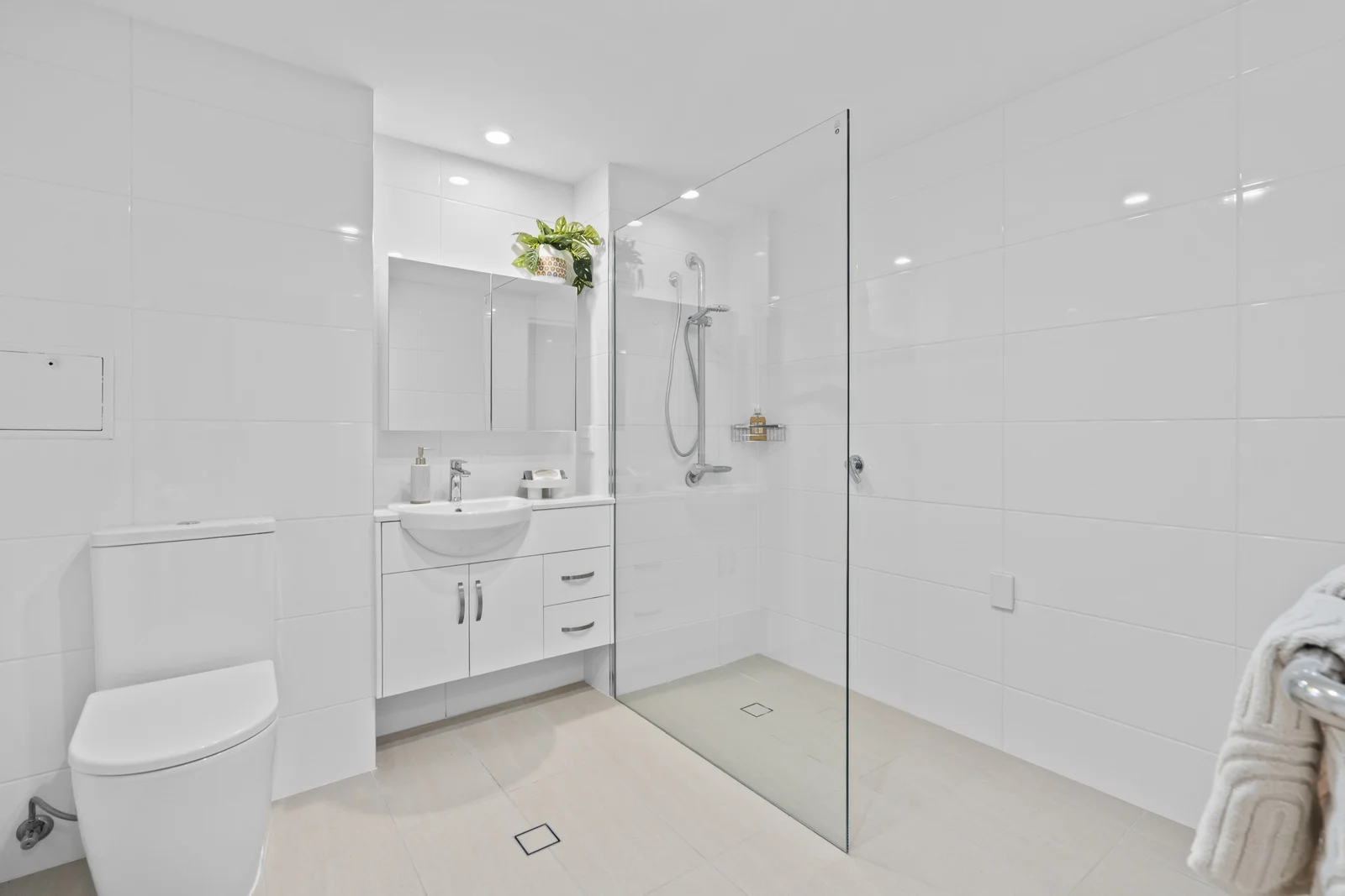 Additional image 7 of 1001/100 Swansea Circuit, Redland Bay QLD 4165