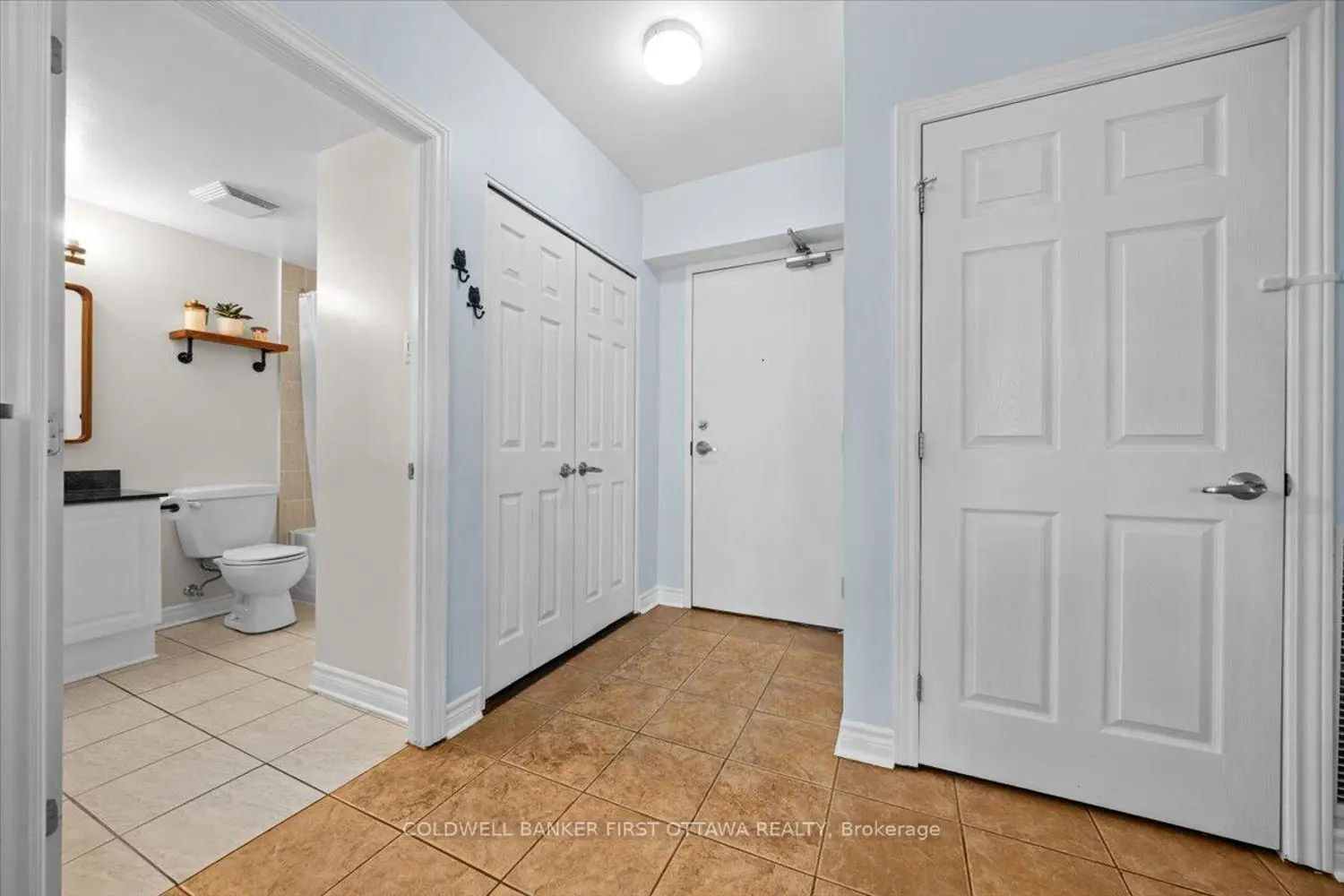 Additional image 3 of 445 Laurier Avenue 1401