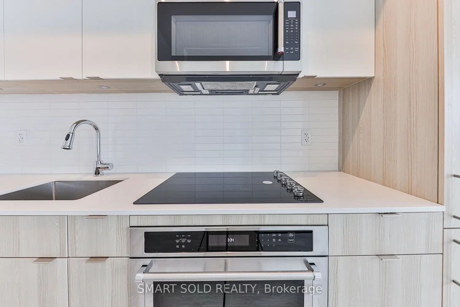 Additional image 5 of 220 Missinnihe Way 114