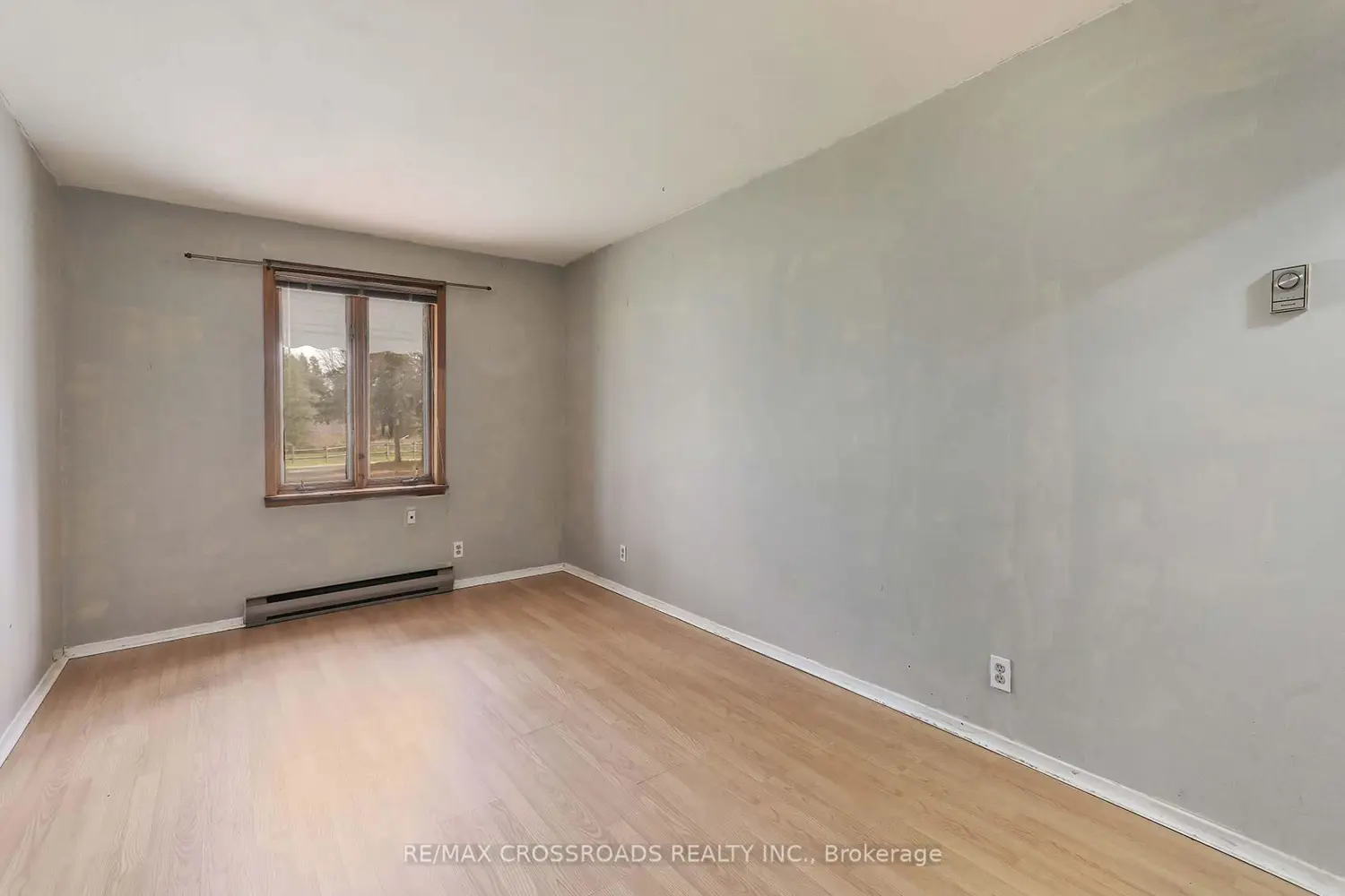 Additional image 5 of 2726 9Th Line