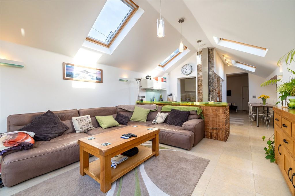 Additional image 5 of 4 bed terraced house for salePark Lane, Bideford, Devon EX39