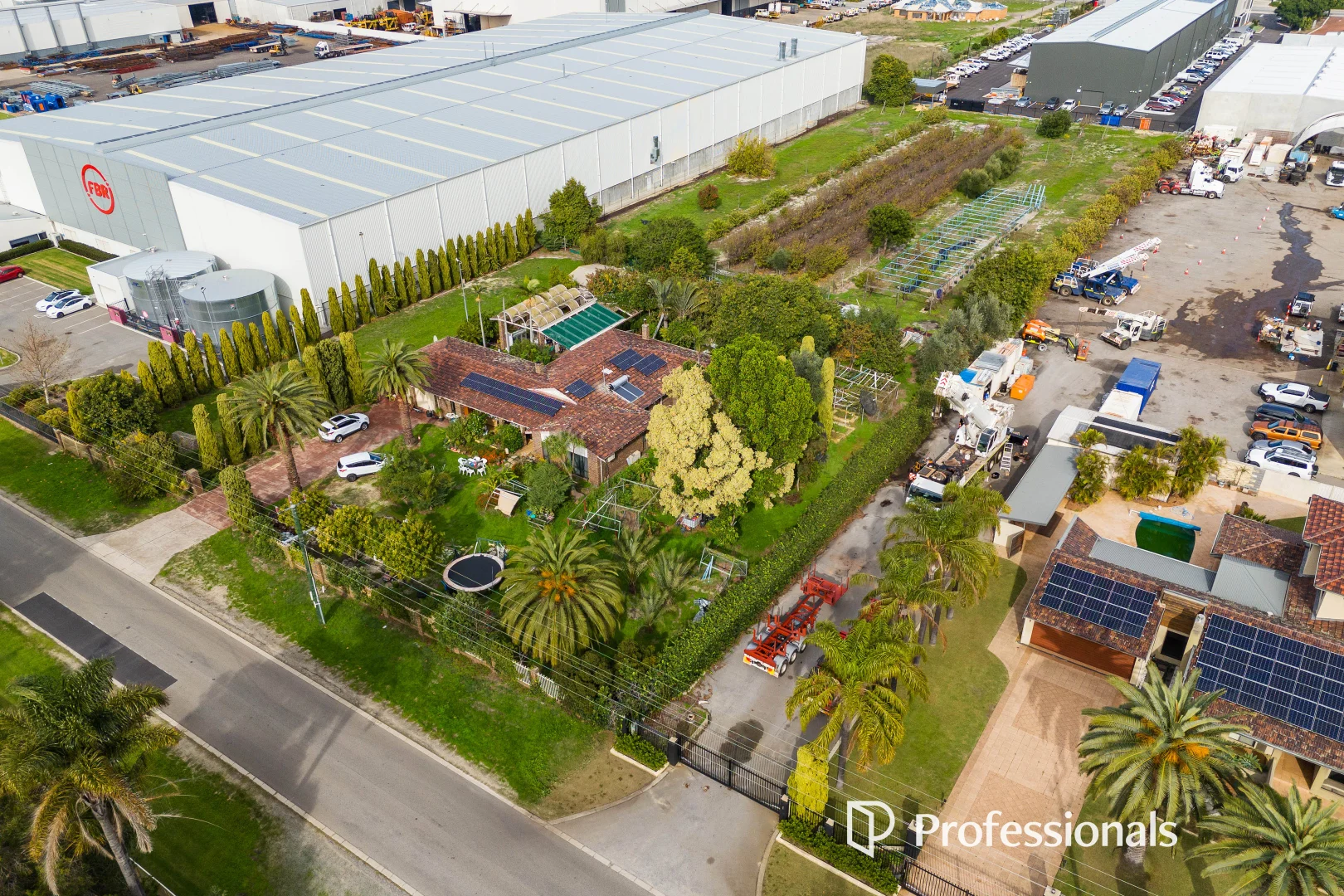 Additional image 7 of 80 Sultana Road West, High Wycombe WA 6057