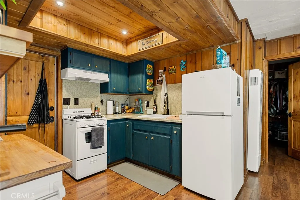 Additional image 39 of 32135 West Drive, Running Springs, CA 92382