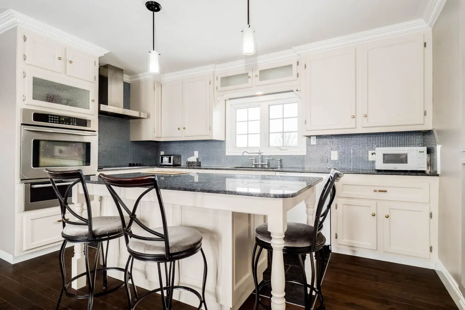 Additional image 9 of 21237 Concession 6 Road