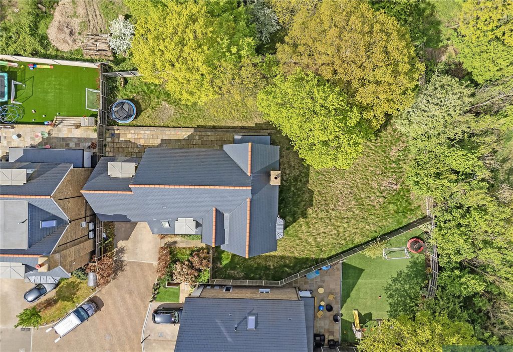Additional image 30 of 5 bed detached house for saleHigh Road, Chigwell, Essex IG7