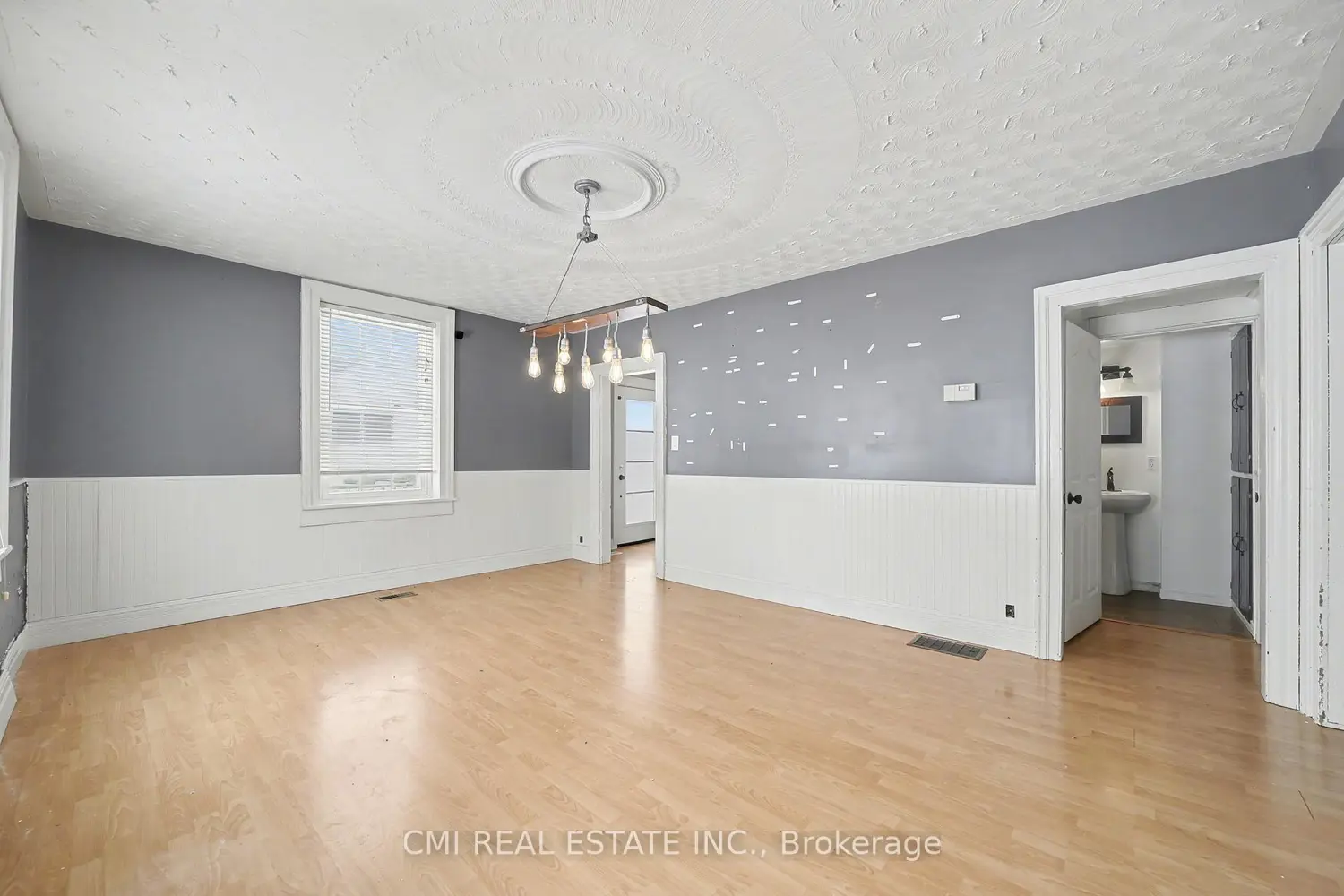 Additional image 7 of 76 Main Street