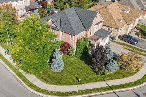 Additional image 8 of 21 Adriatic Crescent, Brampton, ON, L6P 1Y9