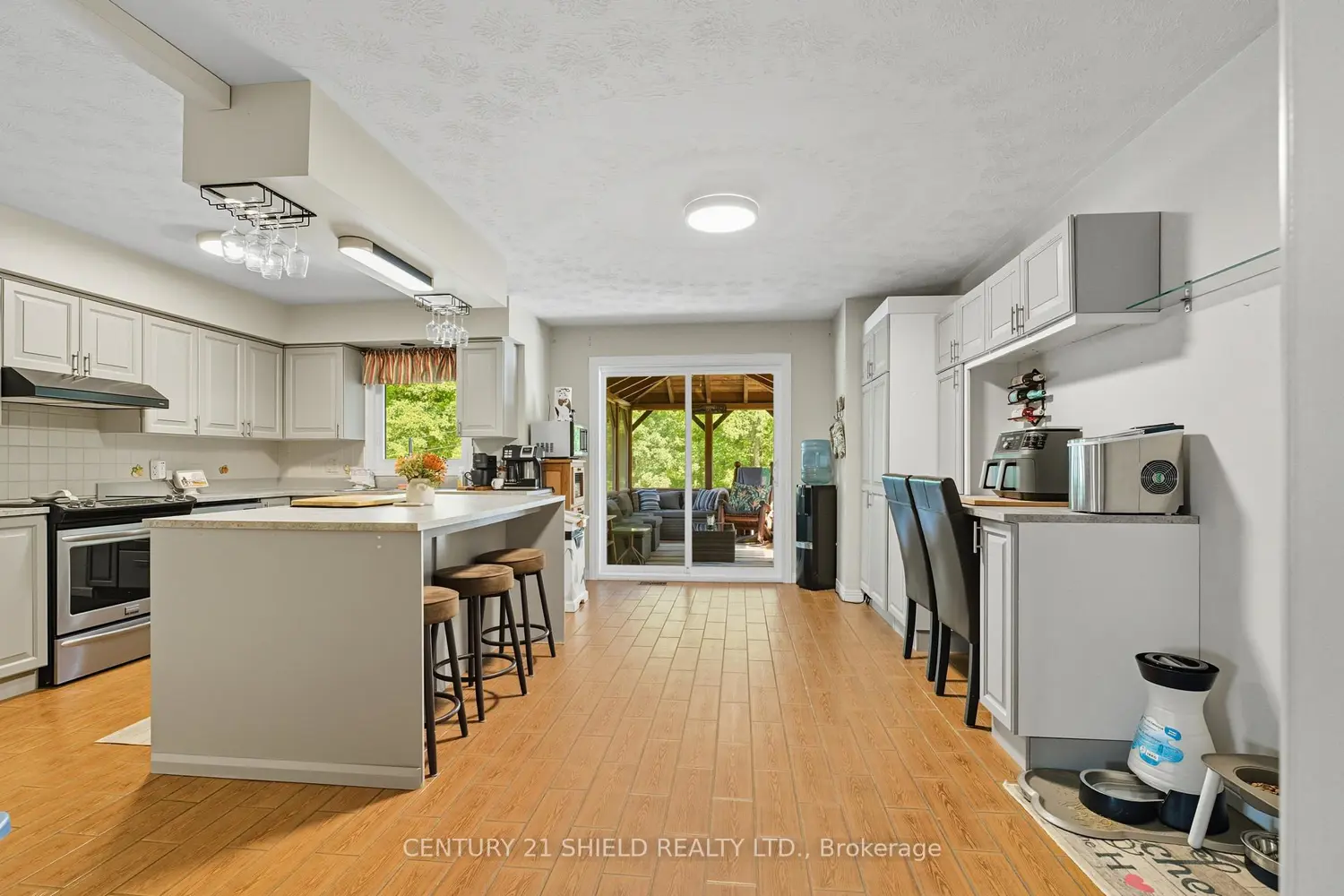 Additional image 14 of 4555 Glen Roy Road