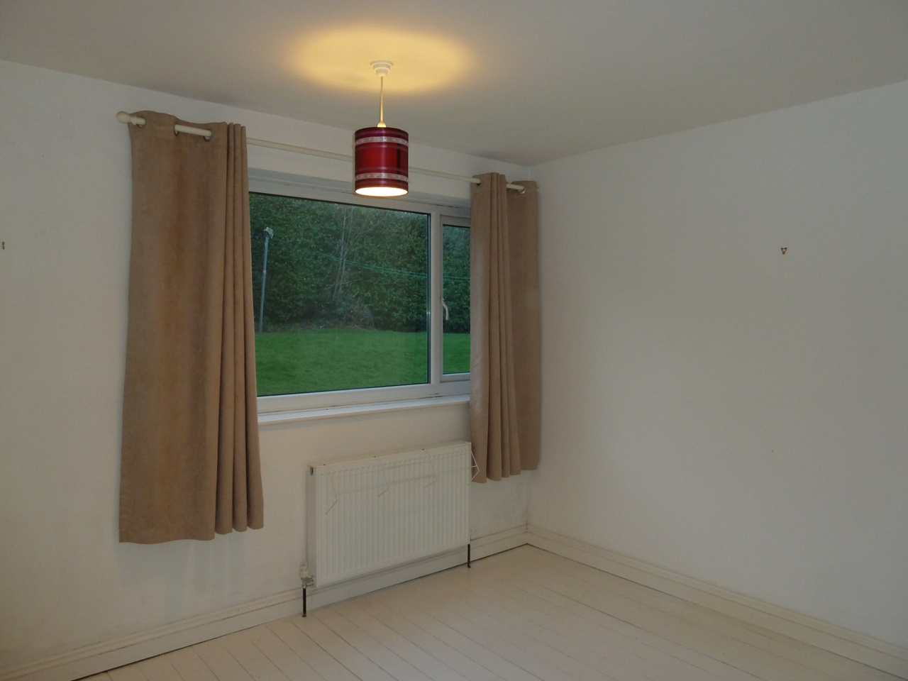 Additional image 7 of 2 Bed Flat, Alwoodley, LS17, N1 7GU