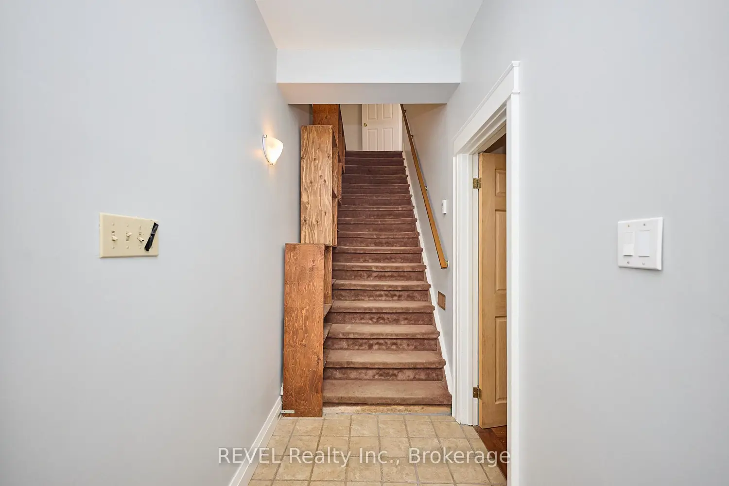 Additional image 8 of 740 Highway 20