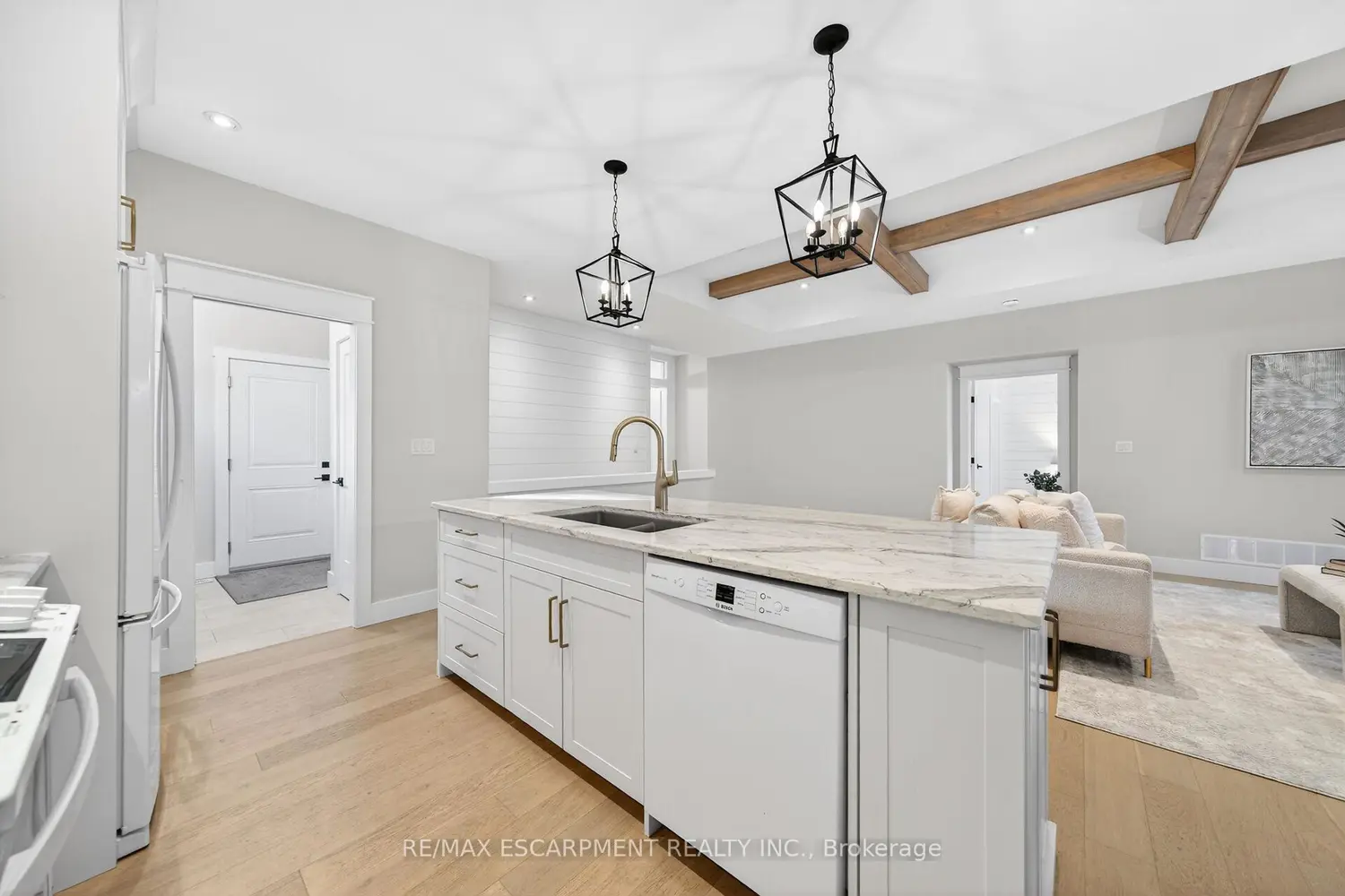 Additional image 4 of 24 Craddock Boulevard 23