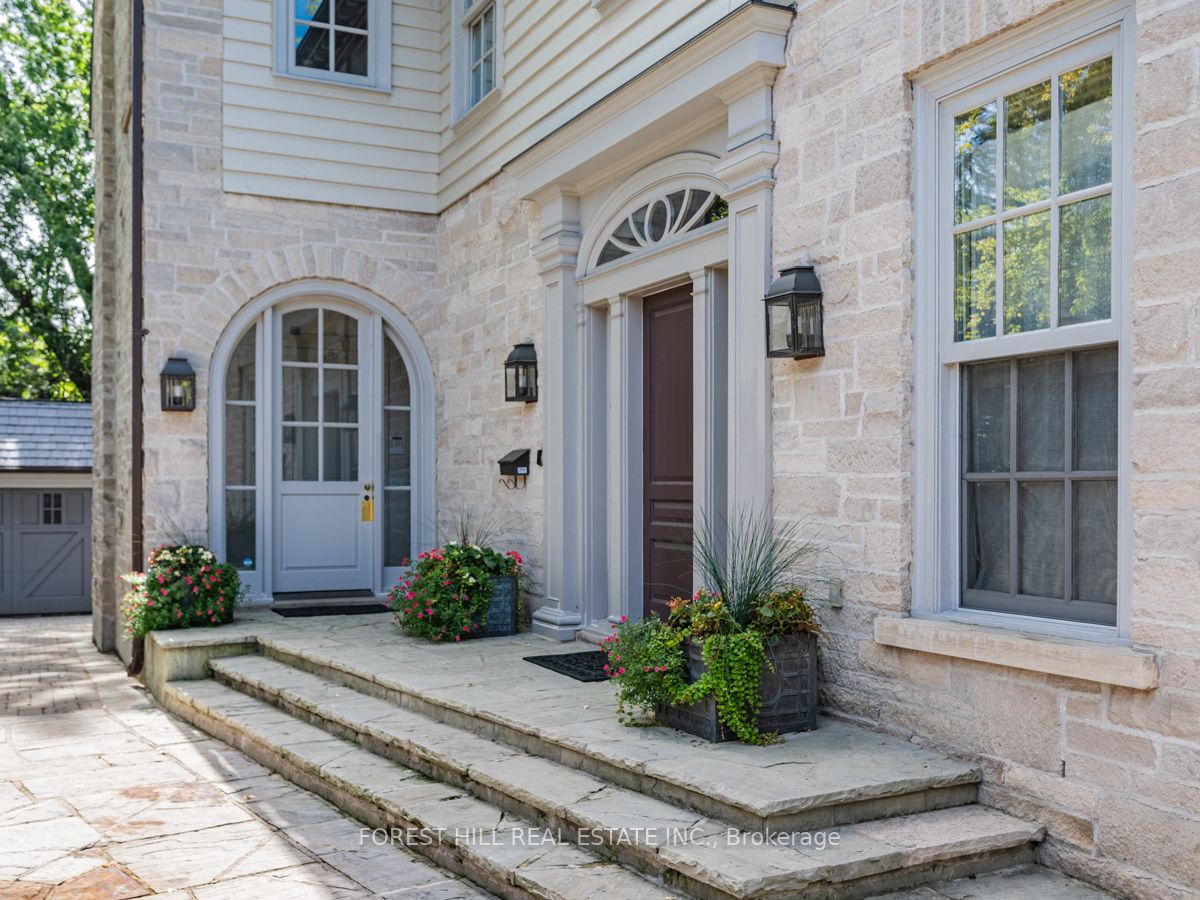 Additional image 2 of 1 Burton Road, Toronto, ON, M5P 1T6