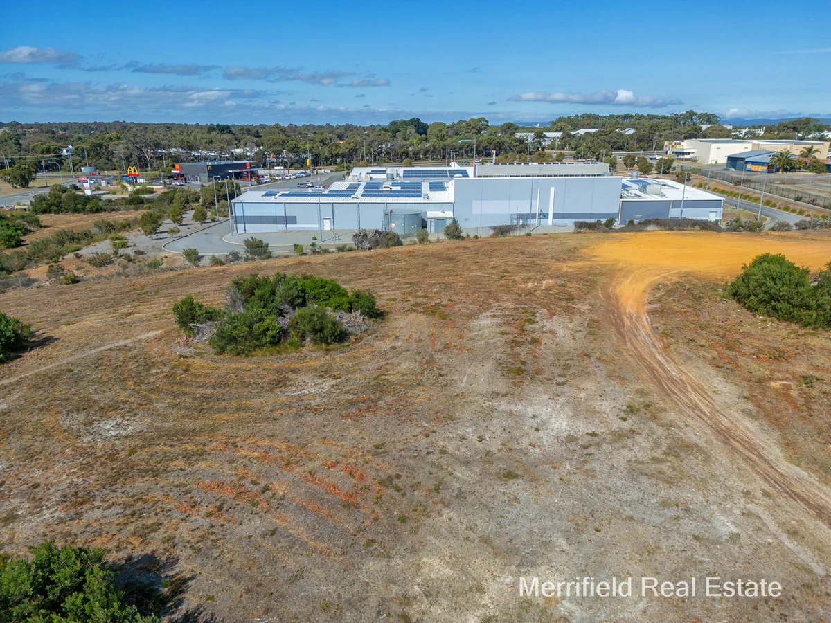 Additional image 17 of 100 Le Grande Avenue, Orana WA 6330