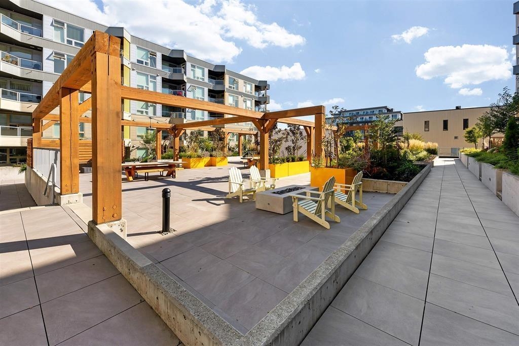 Additional image 2 of 410-32828 Landeau Place, Abbotsford, BC, V2S 0M4