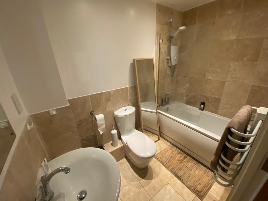 Additional image 3 of 1 Bed Flat, The Junxion, LS5, N1 7GU