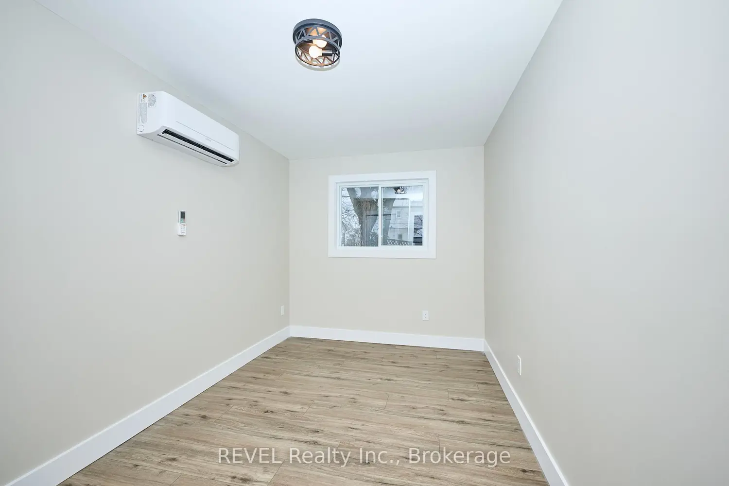 Additional image 16 of 406 Hennepin Avenue