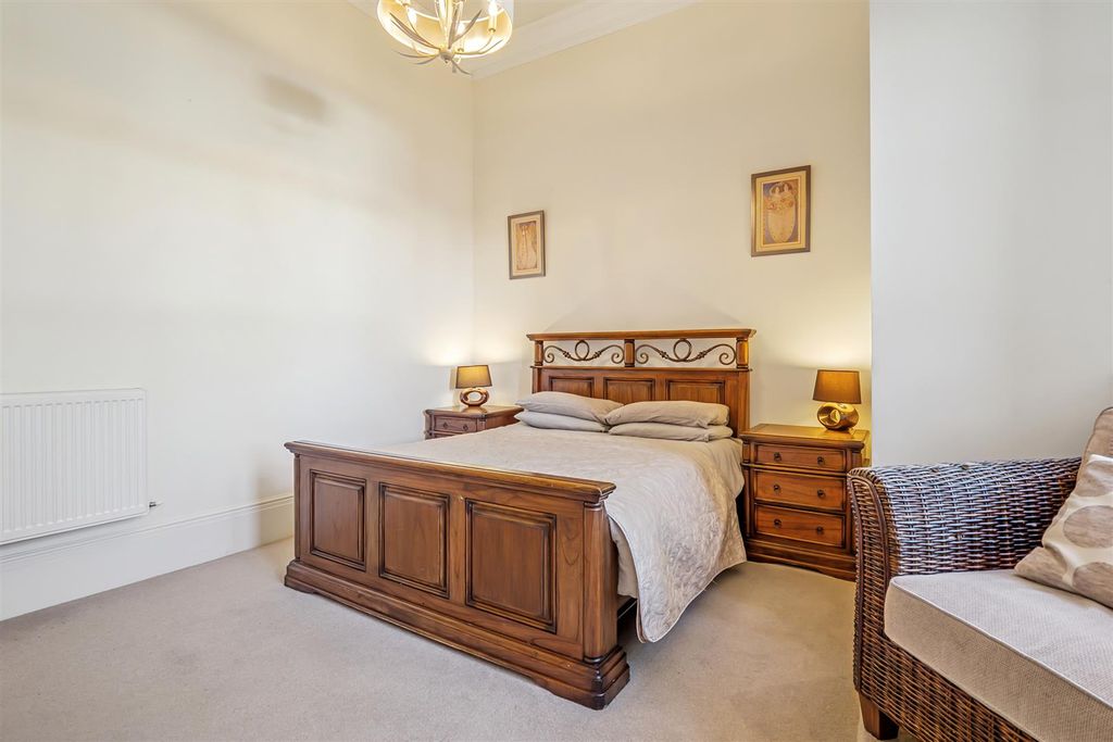 Additional image 39 of 3 bed flat for saleHelenslee Road, Dumbarton G82