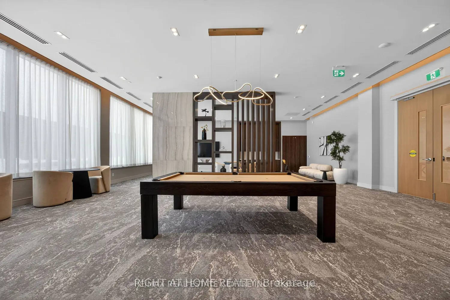 Additional image 10 of 333 Sunseeker Avenue 242