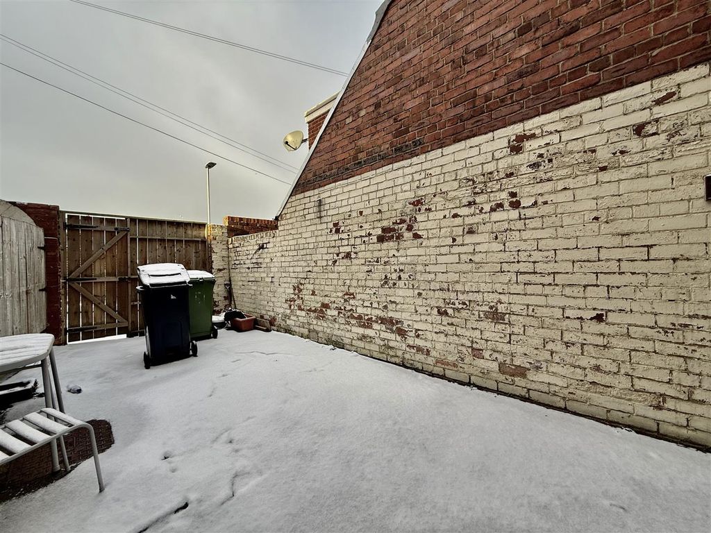 Additional image 8 of 2 bed flat for saleYork Street, Pelaw, Gateshead NE10