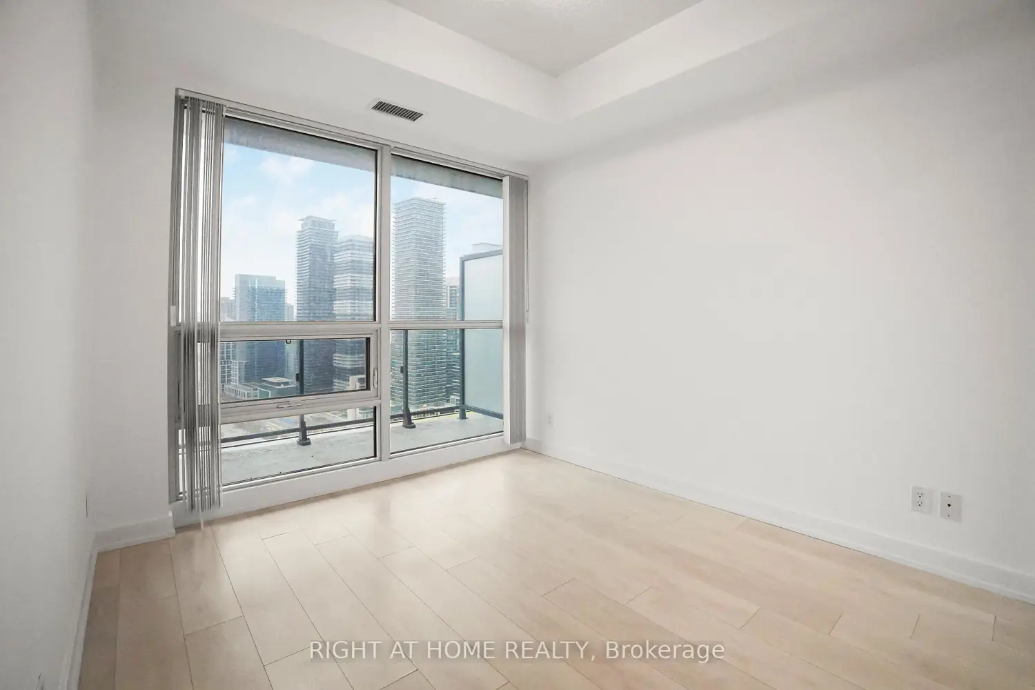 Additional image 10 of 2220 Lakeshore Boulevard 3106