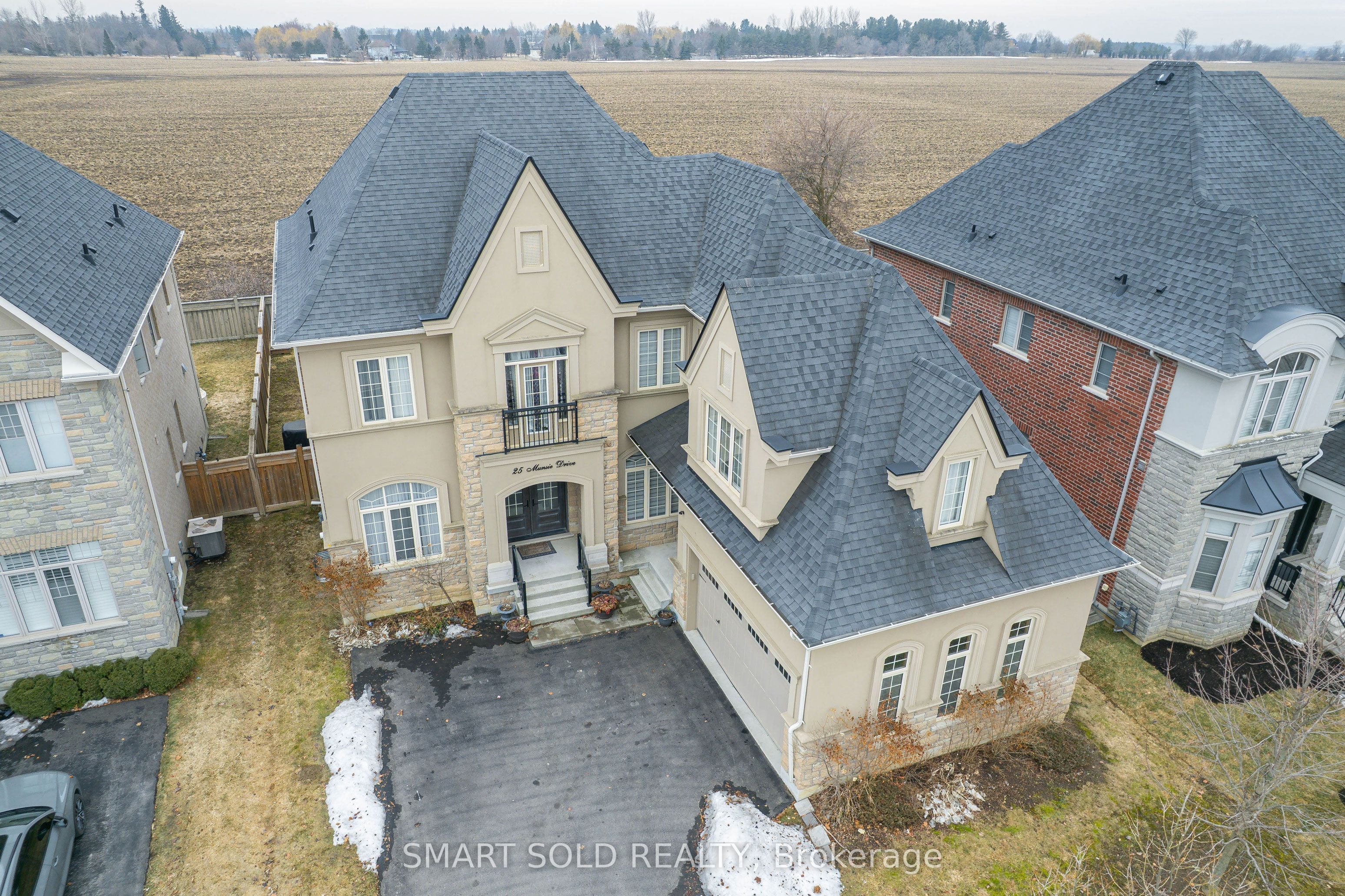 Additional image 2 of 25 Munsie Drive, King, ON, L7B 0N8