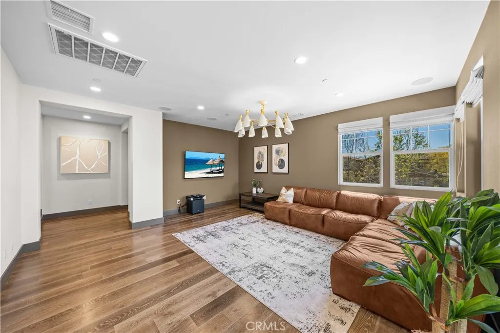 Additional image 31 of 127 Cruiser, Irvine, CA 92618