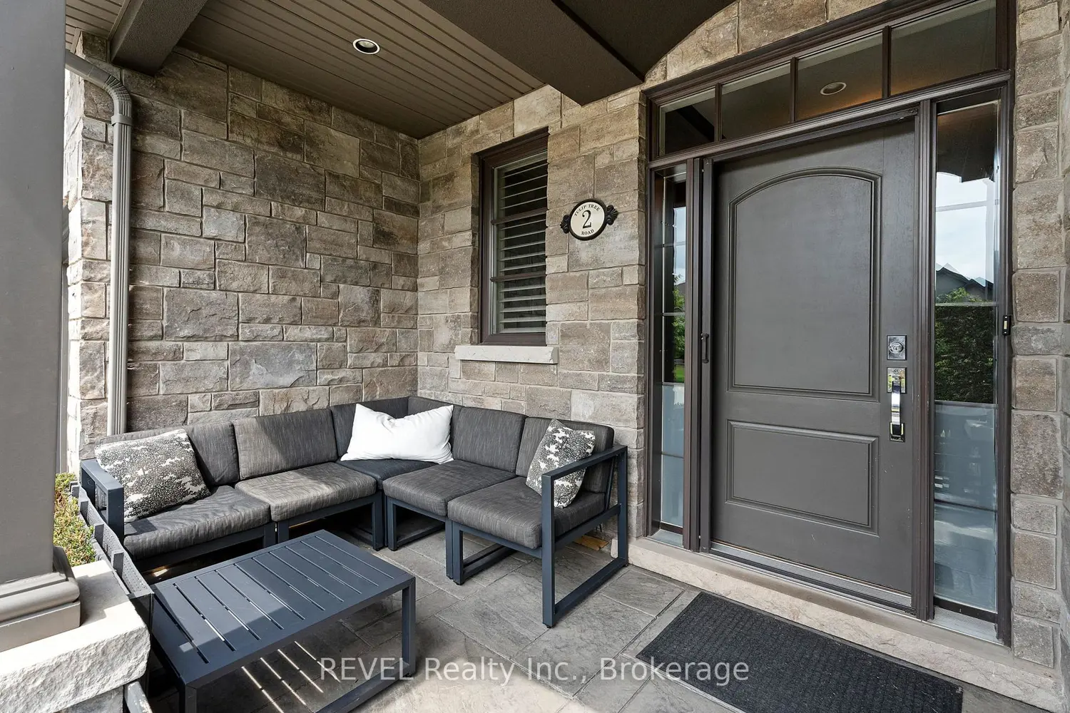 Additional image 3 of 2 Tulip Tree Road