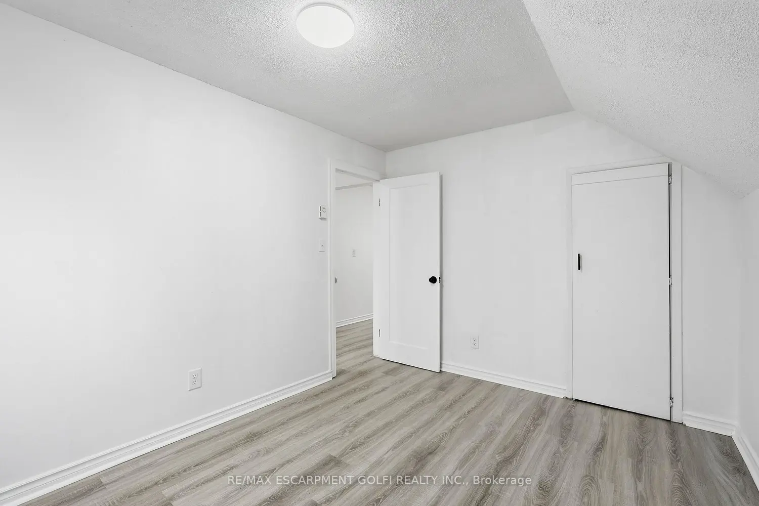 Additional image 16 of 27 Albert Street