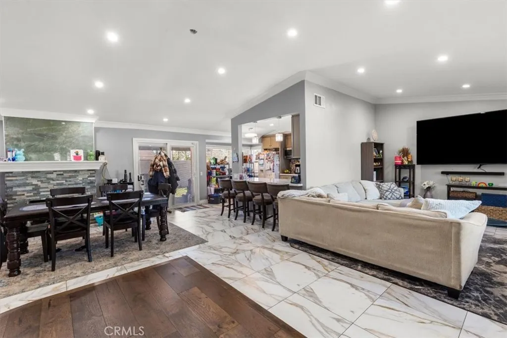 Additional image 20 of 661 Woodhill St, Rialto, CA 92376