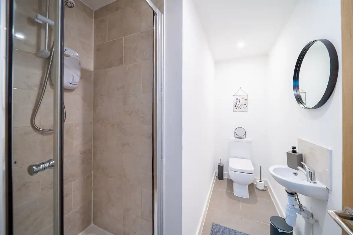 Additional image 10 of 2 Bed Flat, Rivermill Court, LS5, N1 7GU