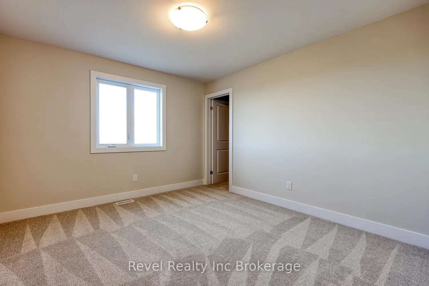 Additional image 12 of 455 Gillespie Street