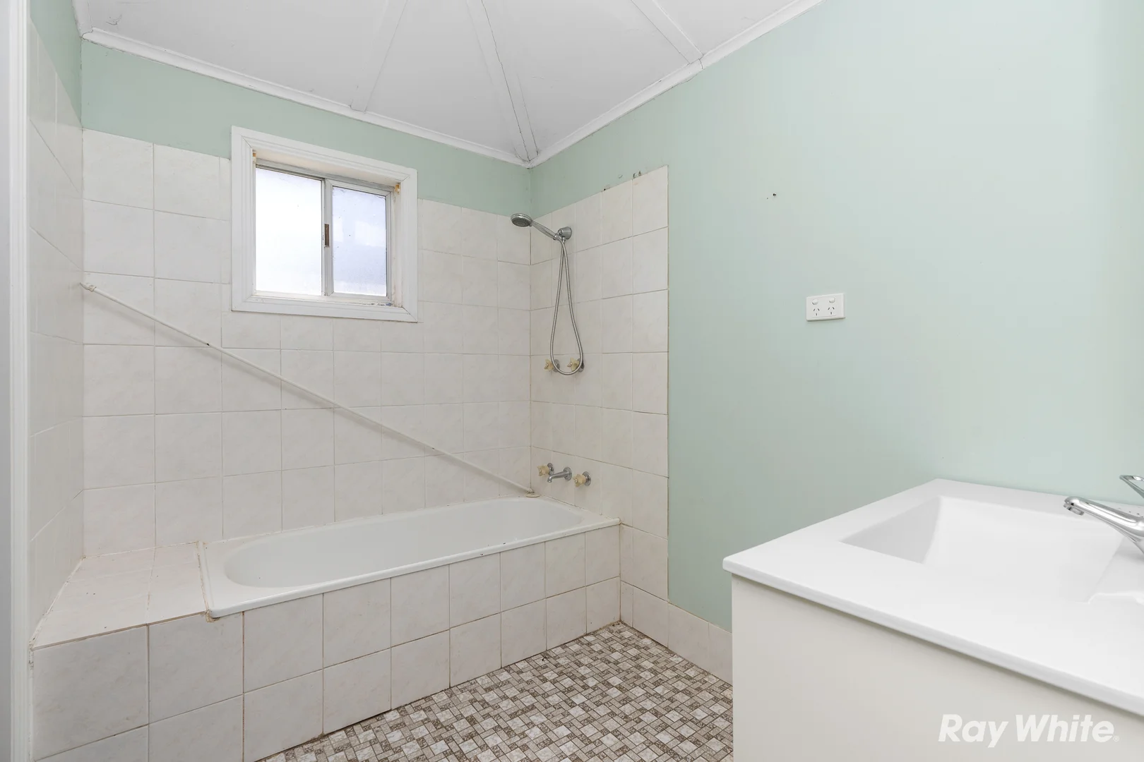 Additional image 9 of 24 Waterview Street, Ganmain NSW 2702