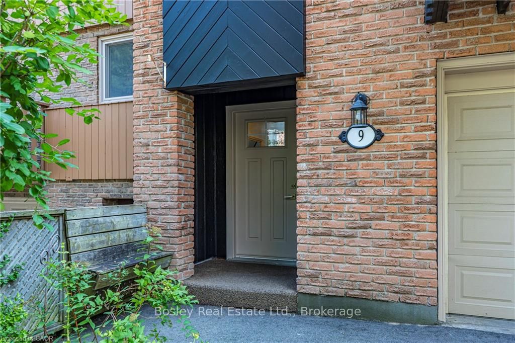 Additional image 2 of 9-1967 Main Street W, Hamilton, ON, L8S 4P4